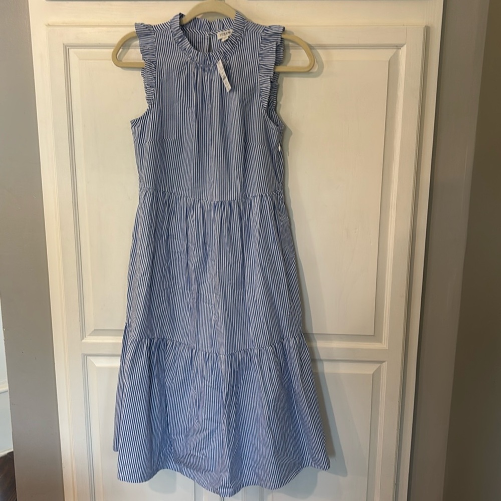 New! J. CREW Tiered Flounce Searsucker Blue/ White Stripe Sleeveless Dress 00